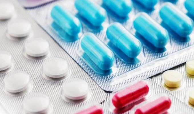 Governo autoriza suspensão do teto de preços para medicamentos em falta